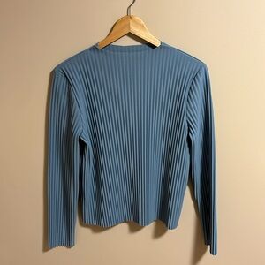 Babaton pleated long sleeve